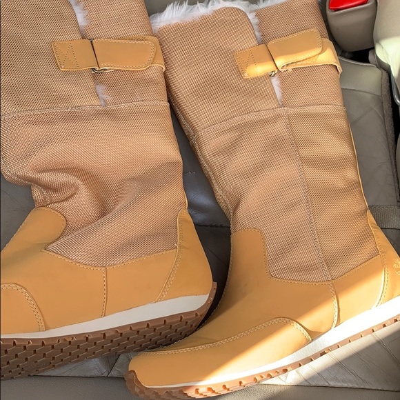 Traded - Picture 3 of 7